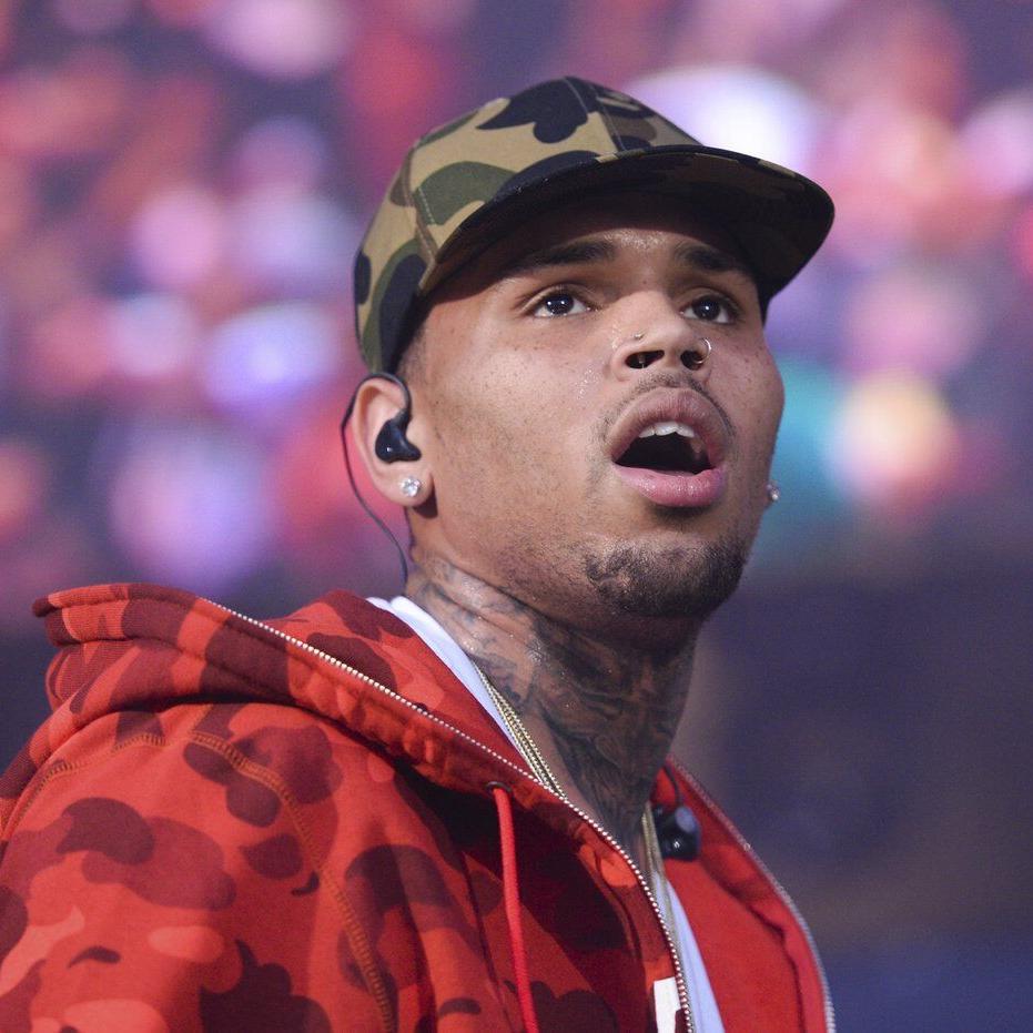 Singer Chris Brown charged in UK for alleged attack at London club in 2023